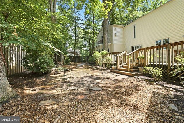 5803 HALL ST, Burke, VA 22015