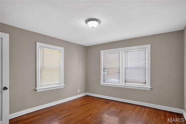 127 S Hartnett Avenue, Ferguson, MO 63135