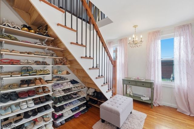 385 Berkeley Ave, Bloomfield Twp., NJ 07003