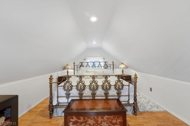 385 Berkeley Ave, Bloomfield Twp., NJ 07003