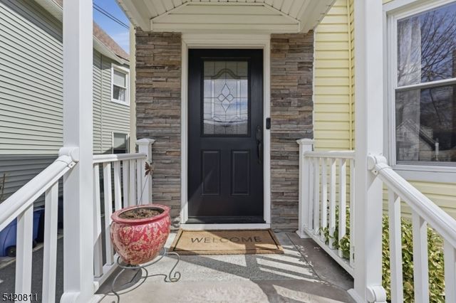 385 Berkeley Ave, Bloomfield Twp., NJ 07003