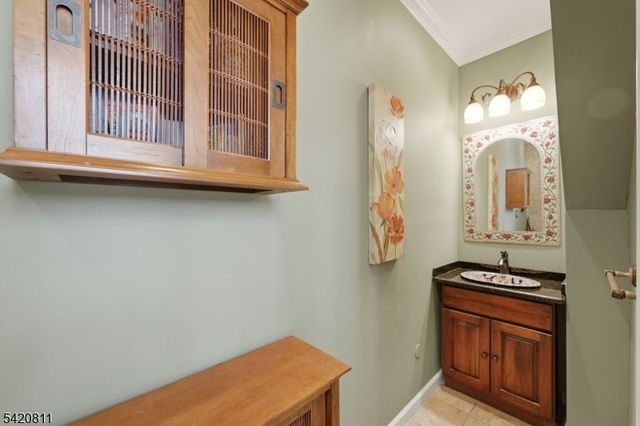 385 Berkeley Ave, Bloomfield Twp., NJ 07003