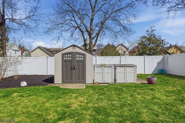 385 Berkeley Ave, Bloomfield Twp., NJ 07003