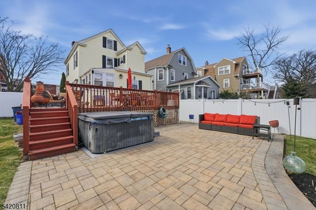 385 Berkeley Ave, Bloomfield Twp., NJ 07003