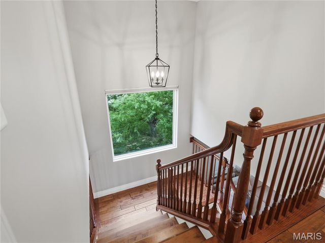 42 Clovercrest Court, St Louis, MO 63129