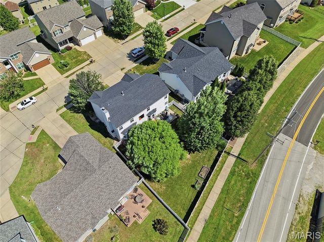 42 Clovercrest Court, St Louis, MO 63129