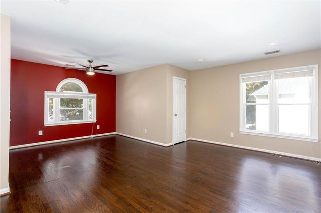 11925 Stradford Wood, Roswell, GA 30076