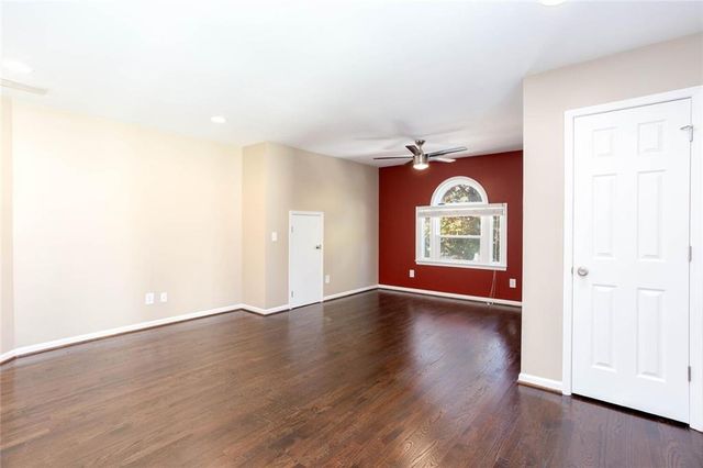 11925 Stradford Wood, Roswell, GA 30076