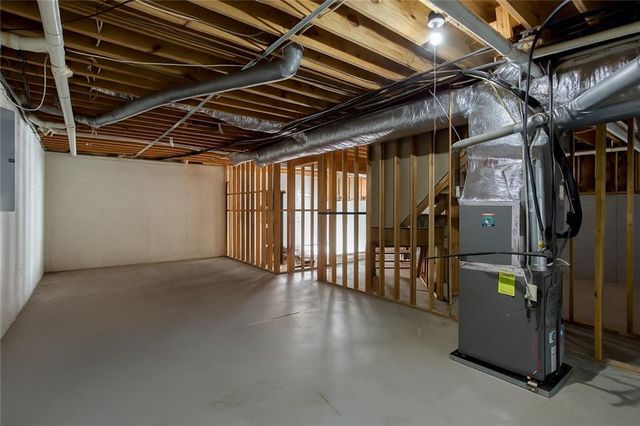 11925 Stradford Wood, Roswell, GA 30076