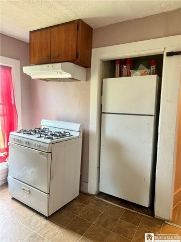 99 King Street, Dunkirk-city, NY 14048