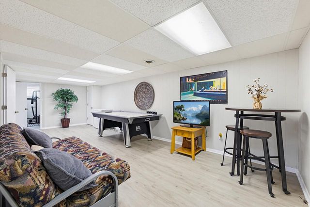 605 Victoria STREET, West Bend, WI 53090