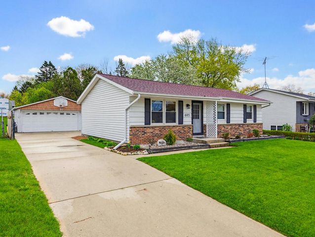 605 Victoria STREET, West Bend, WI 53090