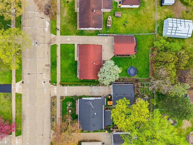 605 Victoria STREET, West Bend, WI 53090