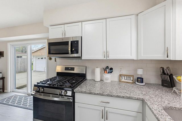 605 Victoria STREET, West Bend, WI 53090