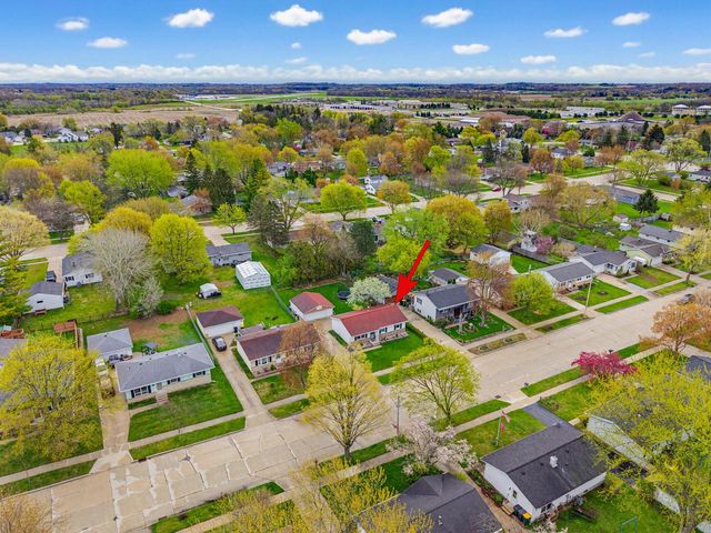 605 Victoria STREET, West Bend, WI 53090