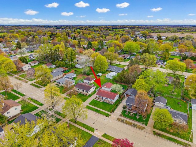 605 Victoria STREET, West Bend, WI 53090