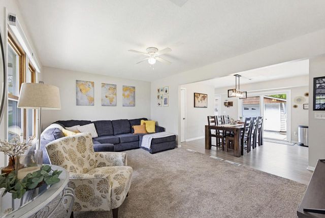 605 Victoria STREET, West Bend, WI 53090