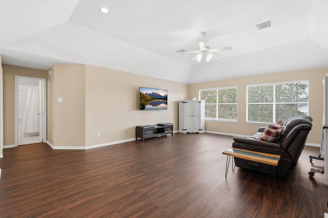 2515 Woodsboro Drive, Spring, TX 77388