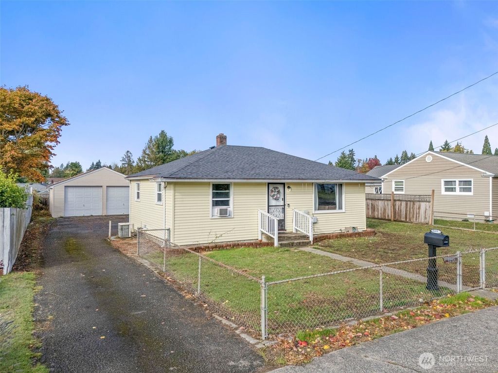 3221 Solie Avenue, Bremerton, WA 98310