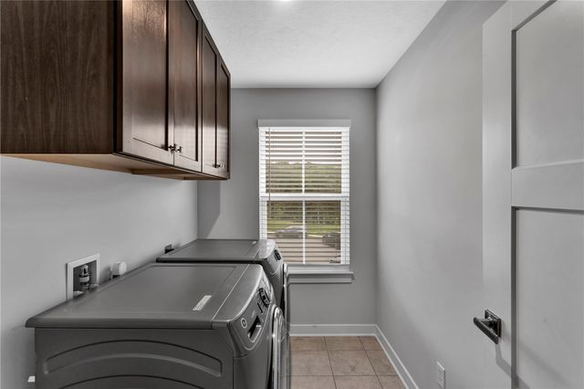 212 Bengal Fox Court, Jackson Twp, PA 16063