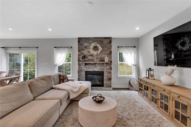 212 Bengal Fox Court, Jackson Twp, PA 16063