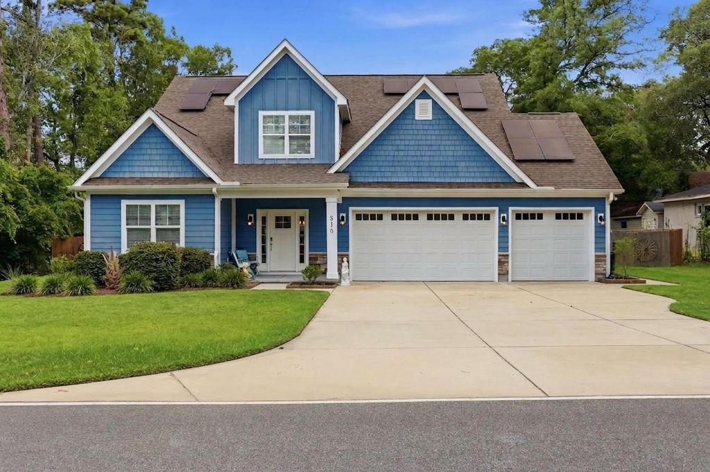 816 17th Ave. N, Surfside Beach, SC 29575