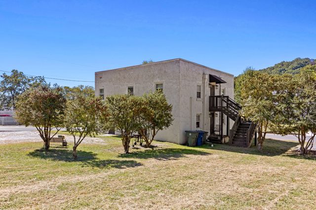 15 Sawyer Street, Chattanooga, TN 37405