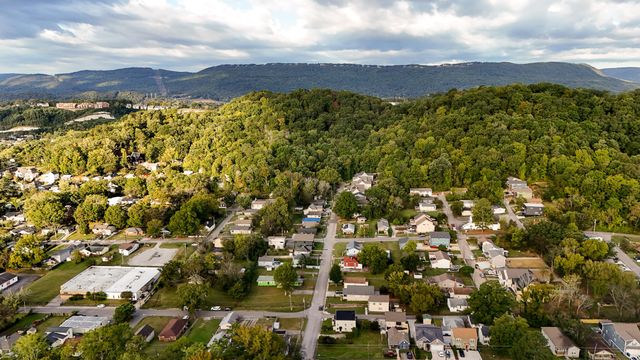 15 Sawyer Street, Chattanooga, TN 37405