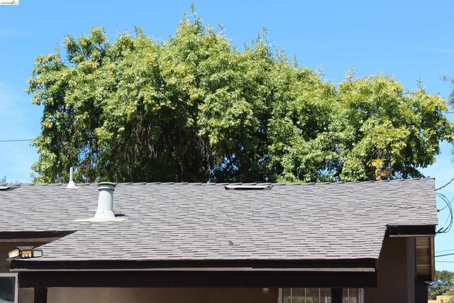 2268 E Marsh St, Stockton, CA 95205