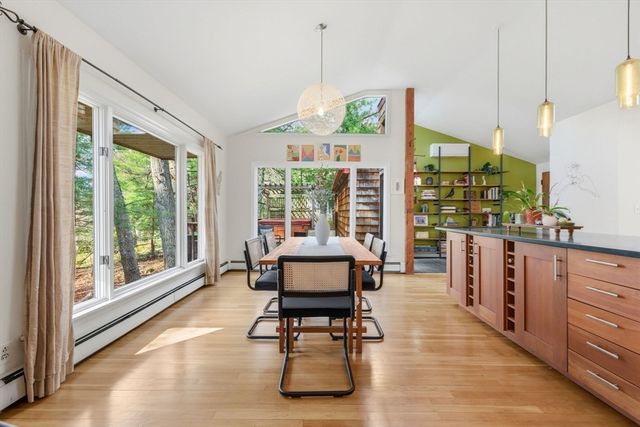 30 Volunteer Way, Lexington, MA 02420