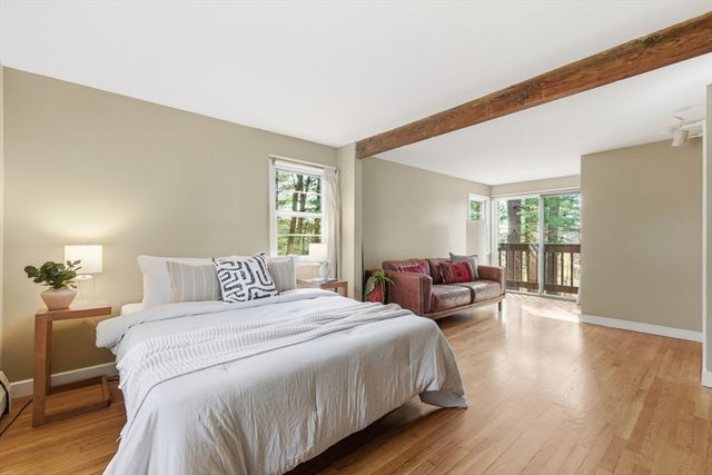 30 Volunteer Way, Lexington, MA 02420