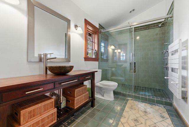 30 Volunteer Way, Lexington, MA 02420