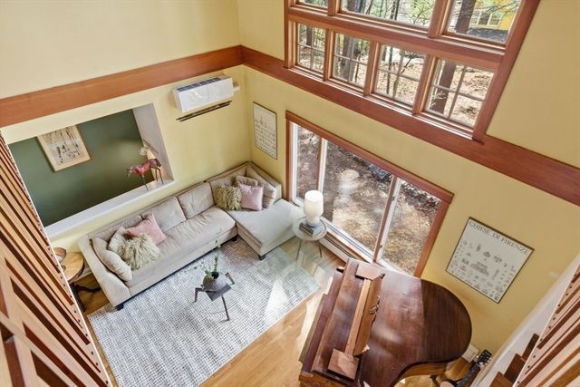 30 Volunteer Way, Lexington, MA 02420