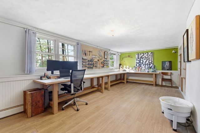 30 Volunteer Way, Lexington, MA 02420