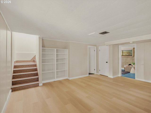 7231 Se CLAY St, Portland, OR 97215