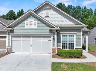6141 Longleaf Drive, Hoschton, GA 30548