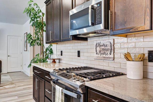 3400 Margauex Way, Folsom, CA 95630