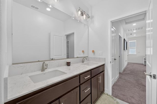 3400 Margauex Way, Folsom, CA 95630