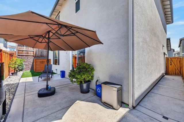 3400 Margauex Way, Folsom, CA 95630