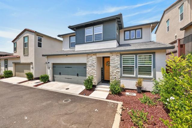 3400 Margauex Way, Folsom, CA 95630