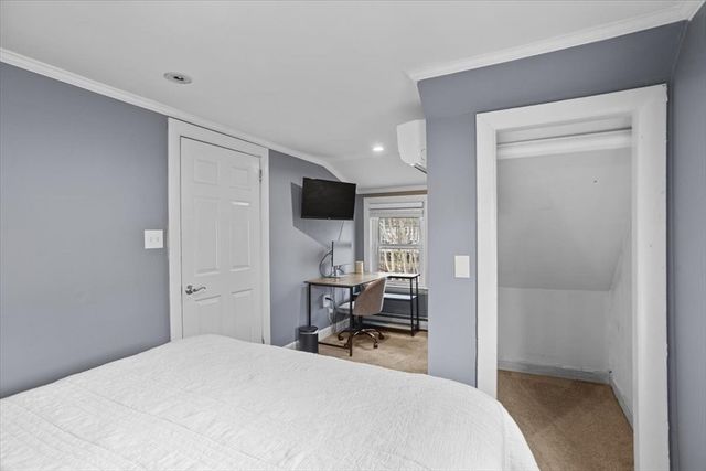 17 Davis Ave, Attleboro, MA 02703