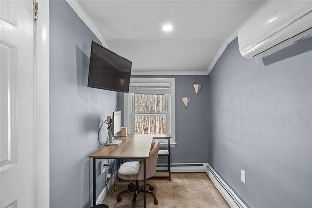 17 Davis Ave, Attleboro, MA 02703