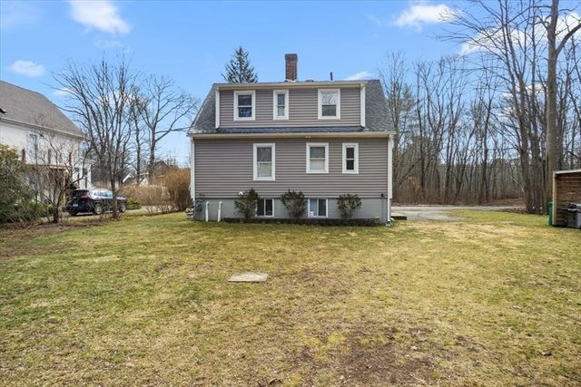 17 Davis Ave, Attleboro, MA 02703