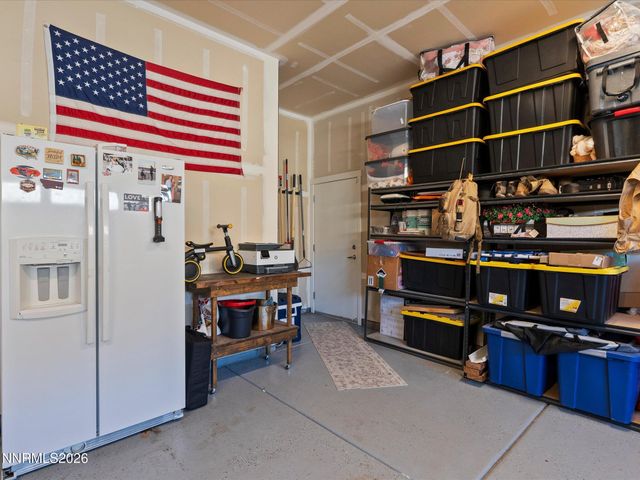 1227 Silver View Circle, Sparks, NV 89436