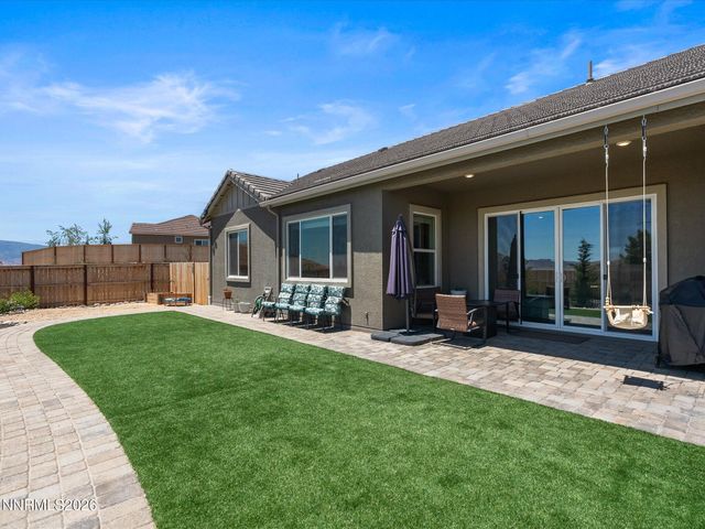 1227 Silver View Circle, Sparks, NV 89436