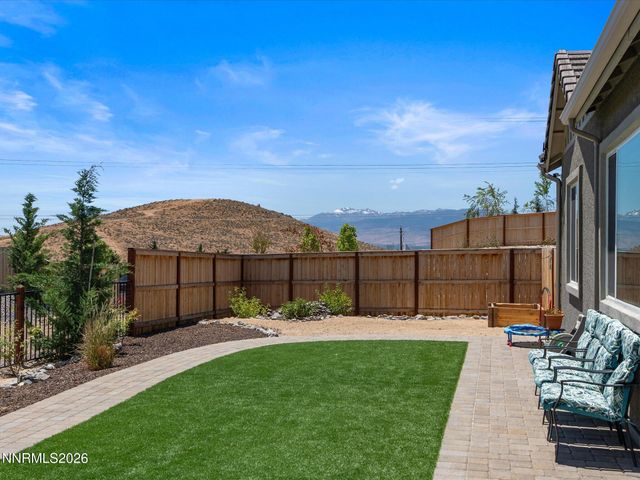 1227 Silver View Circle, Sparks, NV 89436