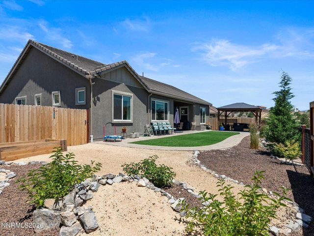 1227 Silver View Circle, Sparks, NV 89436