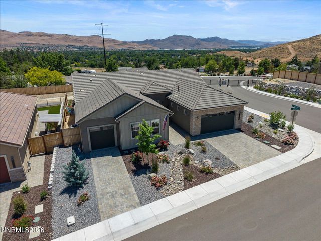 1227 Silver View Circle, Sparks, NV 89436