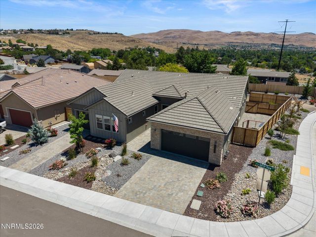1227 Silver View Circle, Sparks, NV 89436