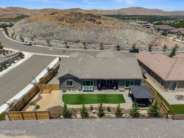 1227 Silver View Circle, Sparks, NV 89436